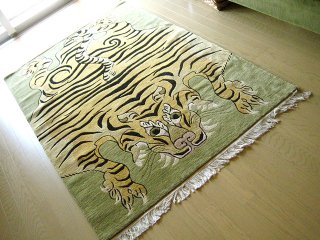 チベット伝統の絨毯 手織りカーペット - phoocha