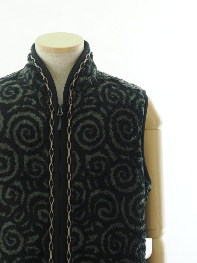 TUITACI  ĥ - Arabesque Maze Fleece Vest ٥ᥤե꡼٥ - Khaki  Black