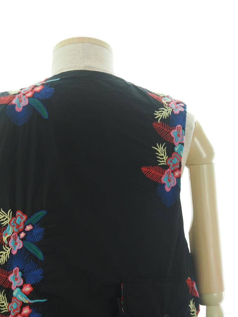 Engineered Garments エンジンニアドガーメンツ - Cover Vest カバーベスト - Cotton Floral Emb. Sheeting - Black