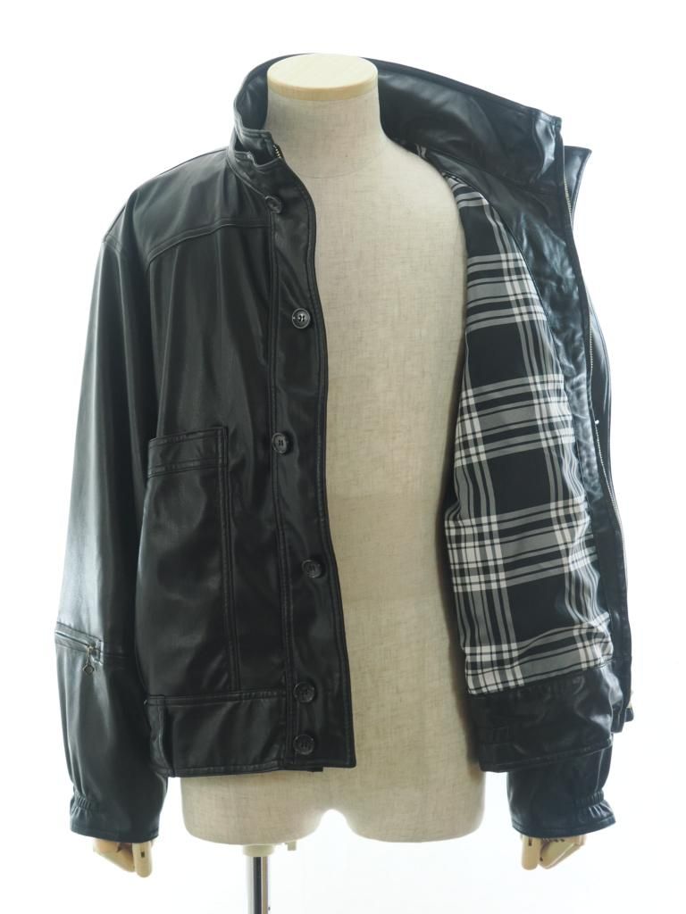 CORONA コロナ - Trek Traveler Short - Recycle Synthetic Leather Light - Black