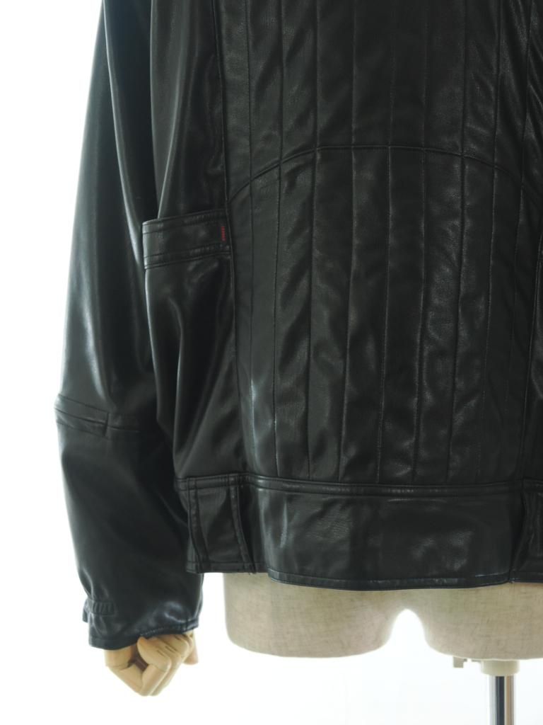 CORONA コロナ - Trek Traveler Short - Recycle Synthetic Leather Light - Black