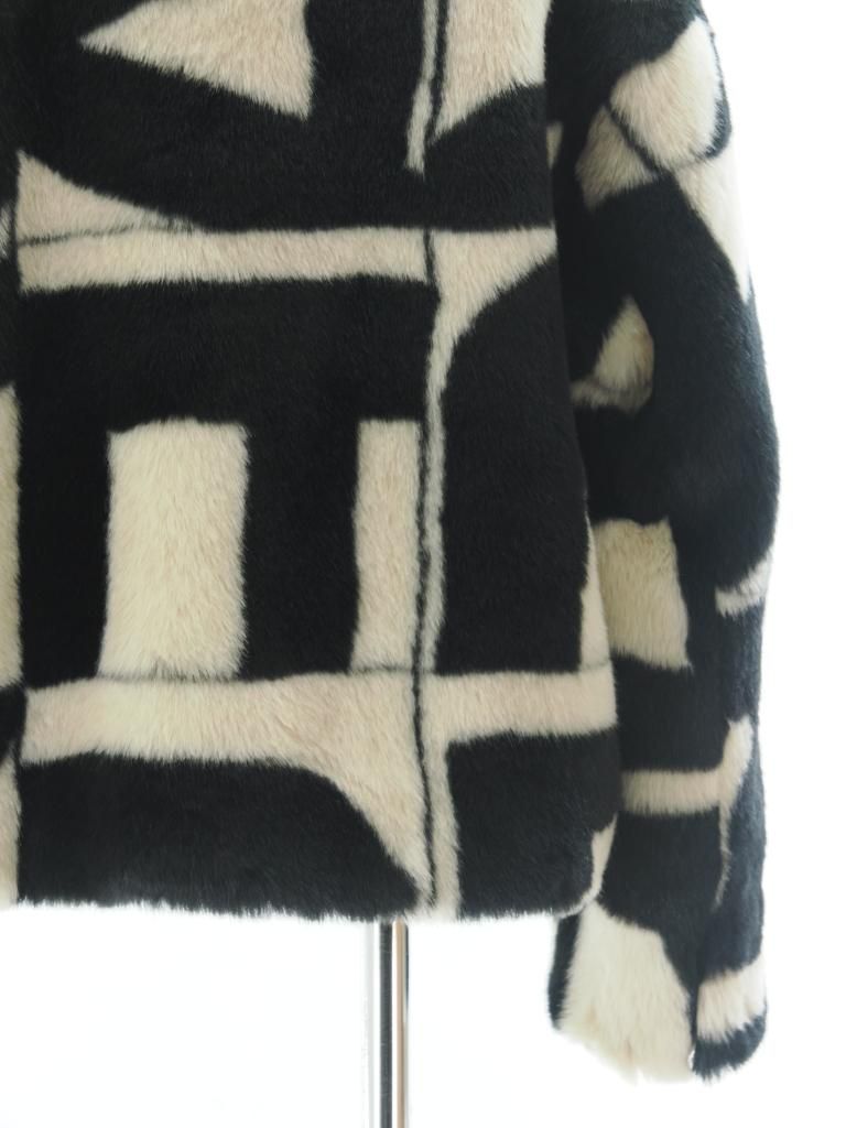 Jakke ジャッキー - Traci Coat - Monochrome Tile - S Size