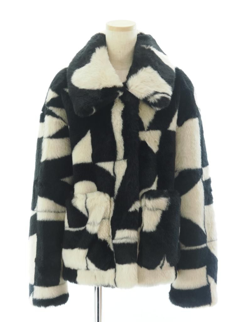 Jakke ジャッキー - Traci Coat - Monochrome Tile - M Size