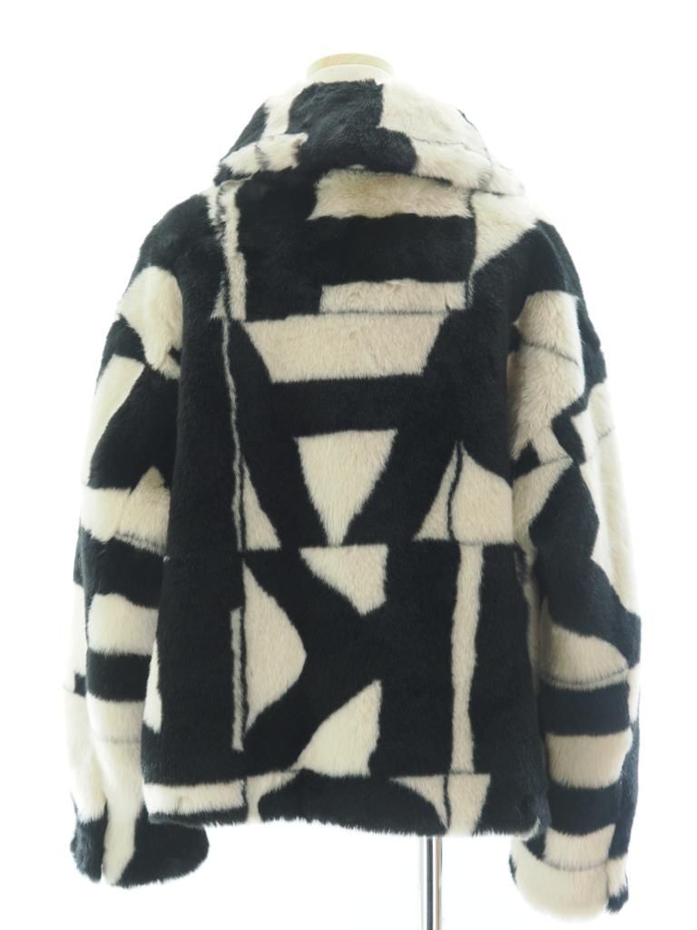 Jakke ジャッキー - Traci Coat - Monochrome Tile - M Size