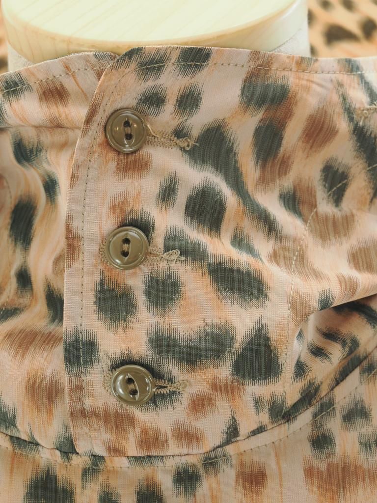 Engineered Garments エンジニアドガーメンツ - Cagoule Shirt カグールシャツ - Polyester Leopard Print - Brown