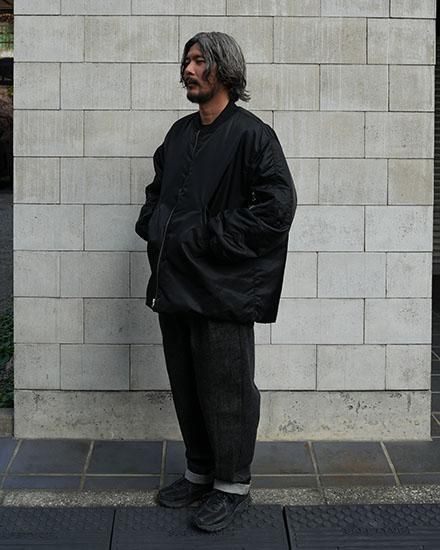 MID MA-1 FAKIE STANCE