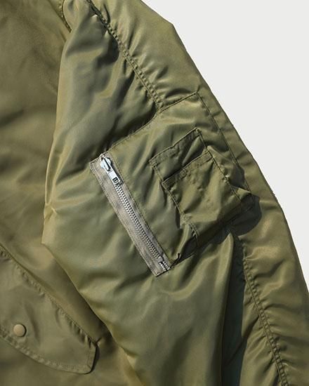 MID MA-1 FAKIE STANCE