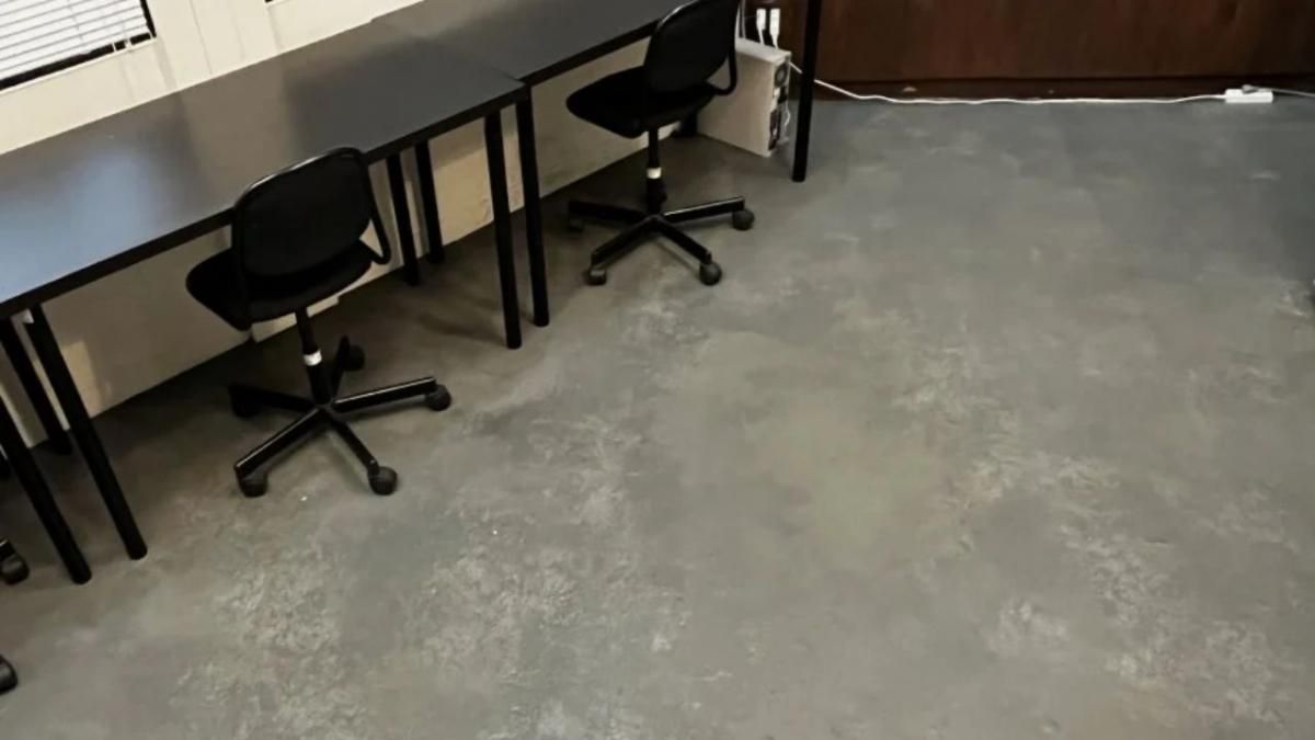 コンクリート床をシックなおしゃれモルタル風にDIY塗装する方法