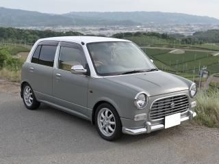 ツートンカラー事例 刷毛 ハケ ローラーで車をdiyで全塗装しよう