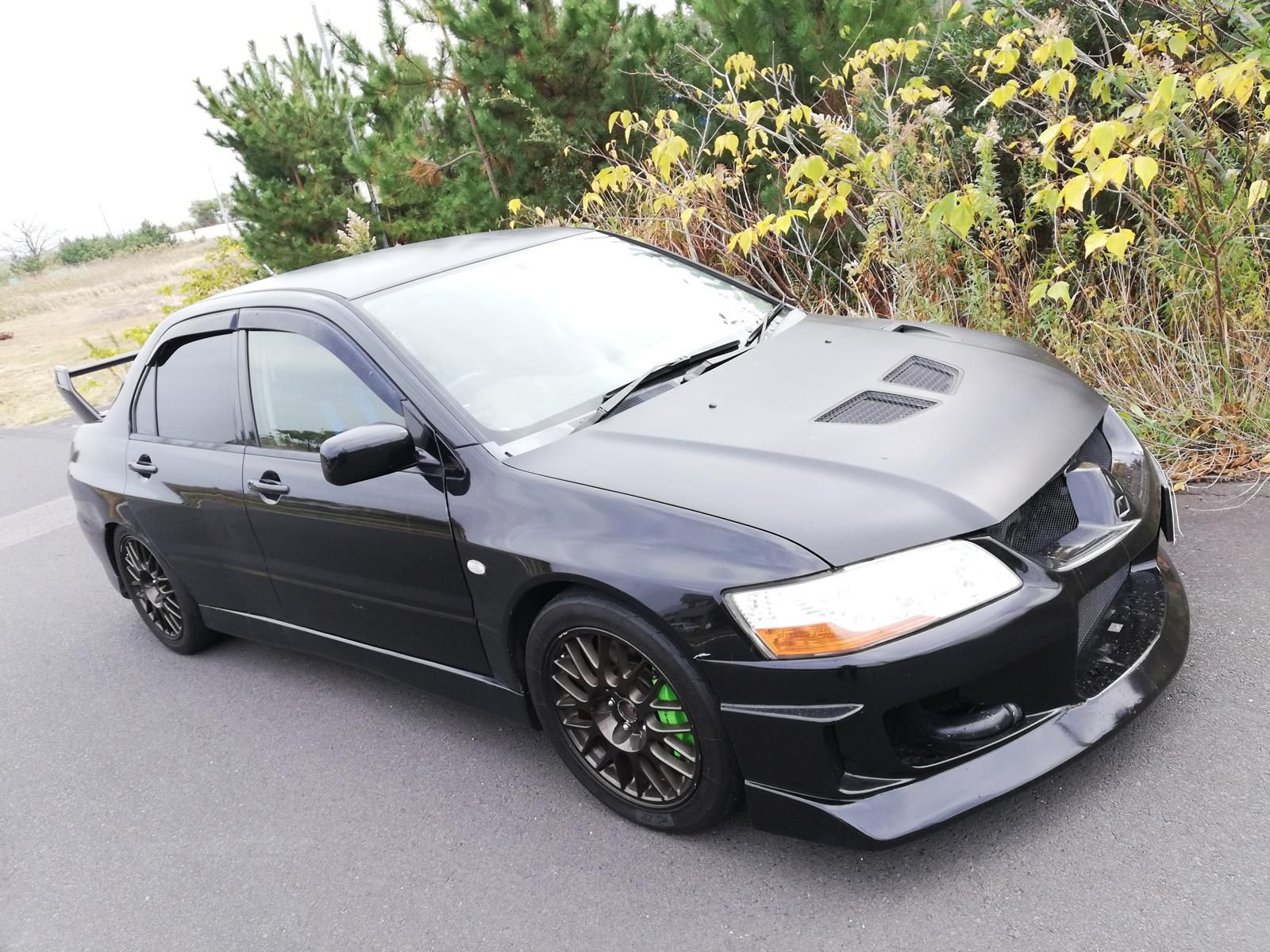 三菱 ランサーエボリューション?[をマットブラックで刷毛塗り塗装