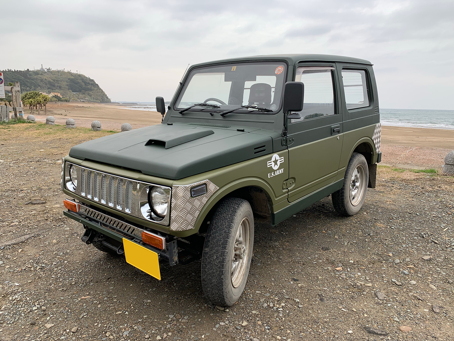 スズキ ジムニーをグレイッシュダークグリーンとオリーブカーキで刷毛塗全塗装 刷毛 ハケ ローラーで車をdiyで全塗装しよう スズキ ジムニーをグレイッシュダークグリーンとオリーブカーキで刷毛塗全塗装 刷毛 ハケ ローラーで車をdiyで全塗装しよう