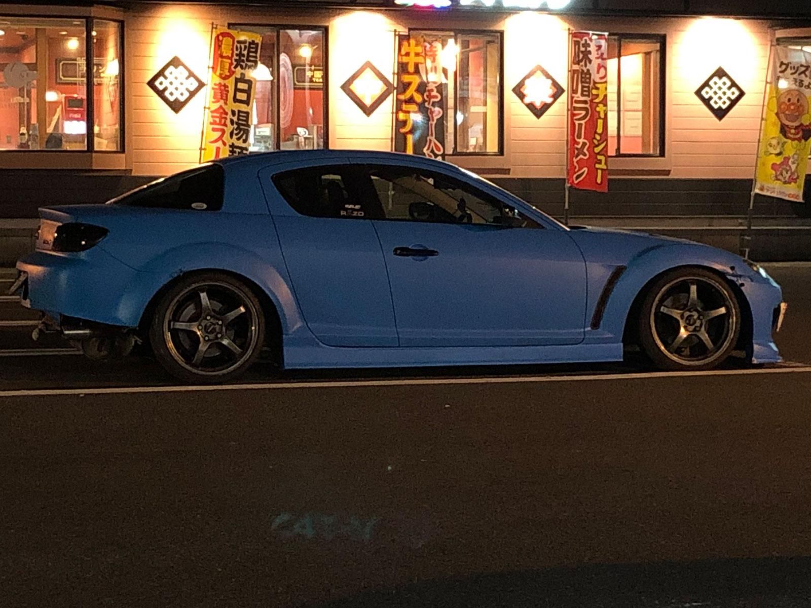 Rx 8をカスタムカラー チュニジアンブルーで刷毛塗り全塗装 刷毛 ハケ ローラーで車をdiyで全塗装しよう