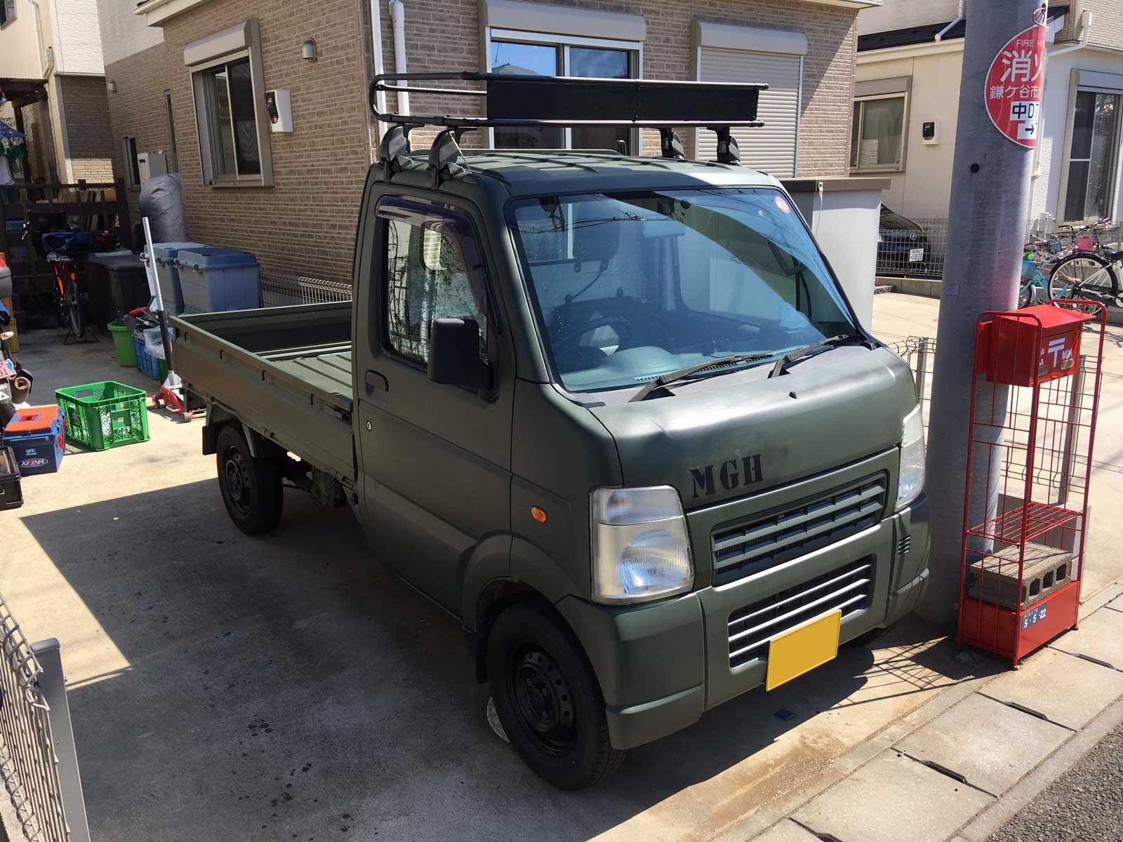 タカラ塗料　オリーブドラブ　未使用　4kg トヨタ ハイエースをオリーブドラブで全塗装！ - 刷毛（ハケ