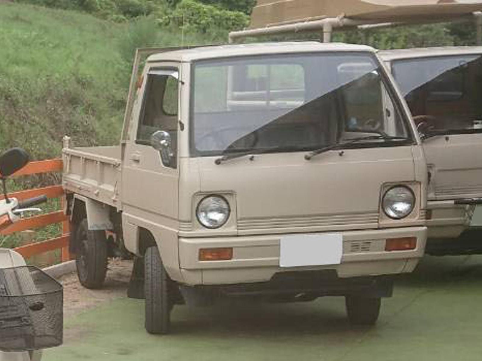 三菱 ミニキャブをミルクティーベージュで刷毛塗り全塗装 刷毛 ハケ ローラーで車をdiyで全塗装しよう 三菱 ミニキャブをミルクティーベージュで刷毛塗り全塗装 刷毛 ハケ ローラーで車をdiyで全塗装しよう