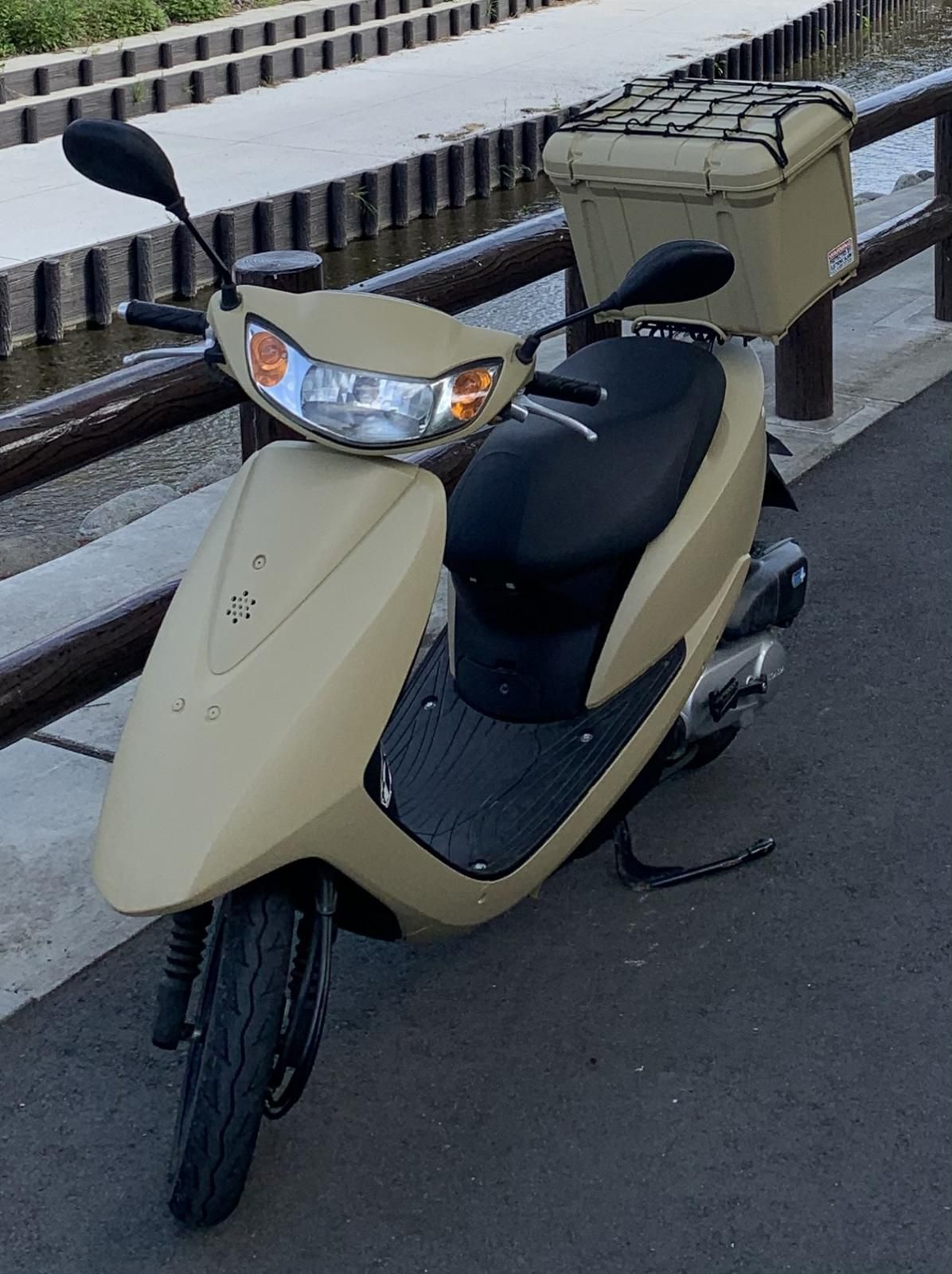 ホンダ ディオ50をビスケットで刷毛塗り全塗装！ - 刷毛（ハケ