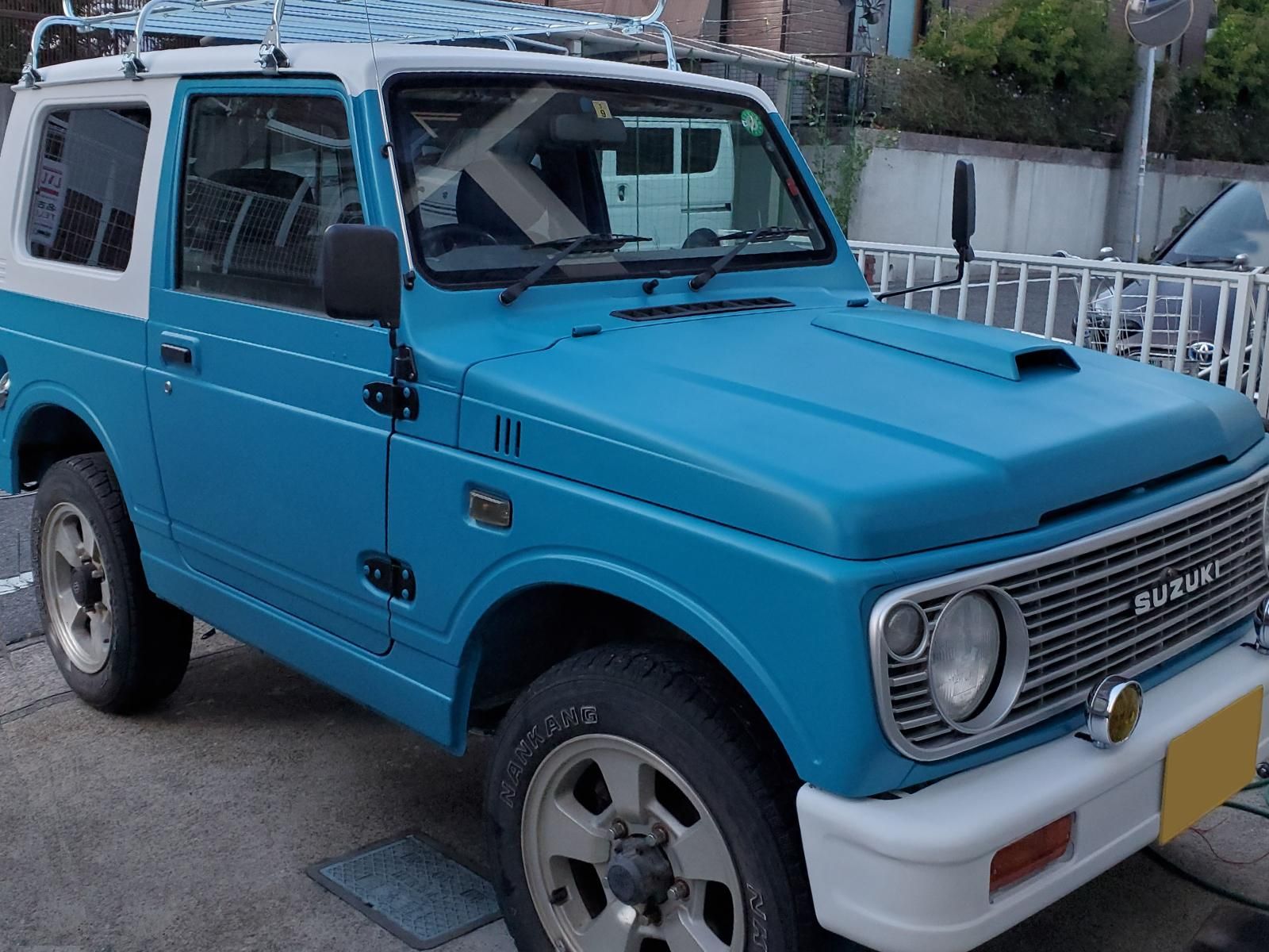 スズキジムニーJA22 をカスタムカラー 日塗工旧番号749 マンセル