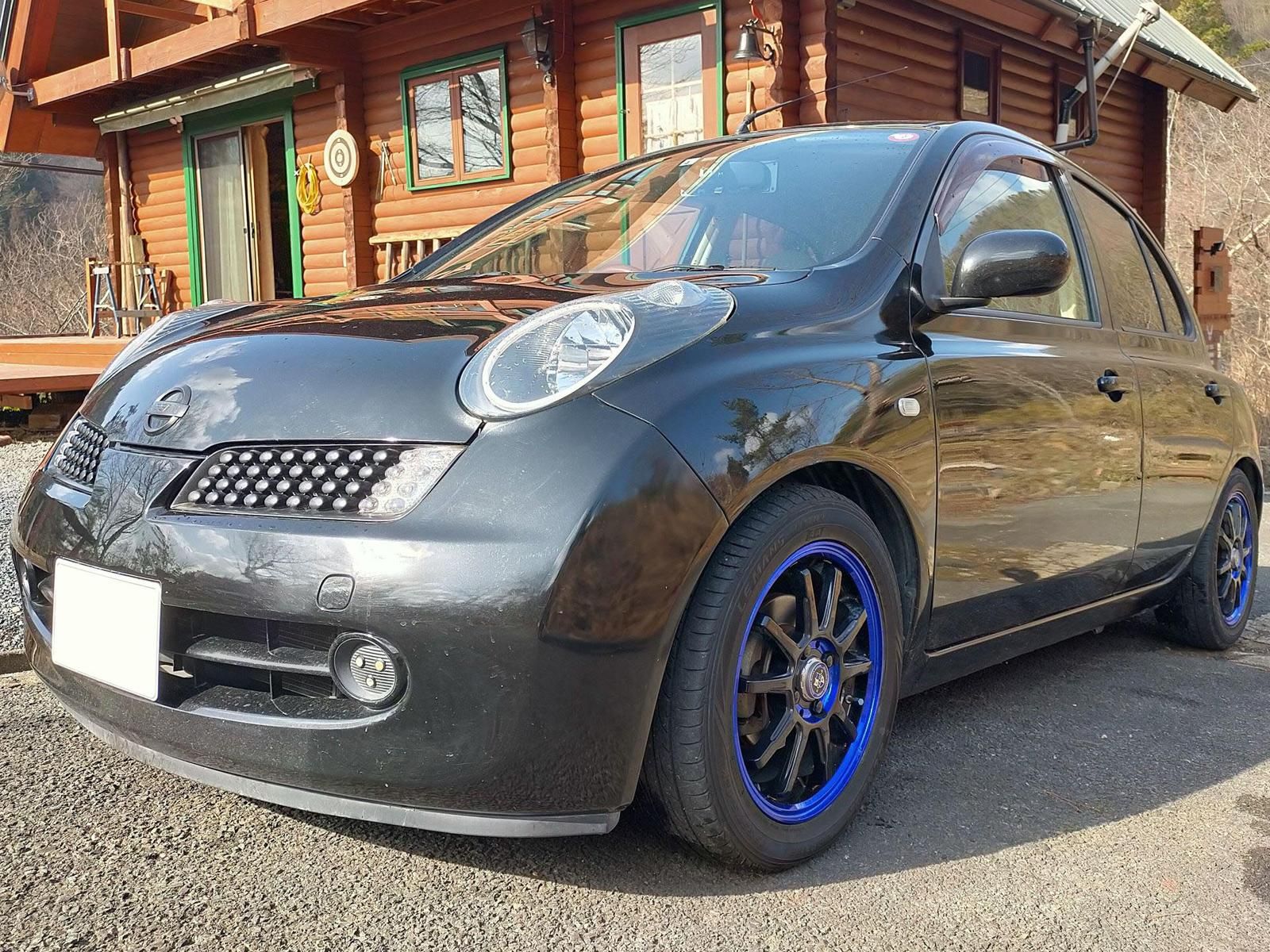 日産 マーチを世田谷ベースカラーで刷毛塗り全塗装！ - 刷毛（ハケ