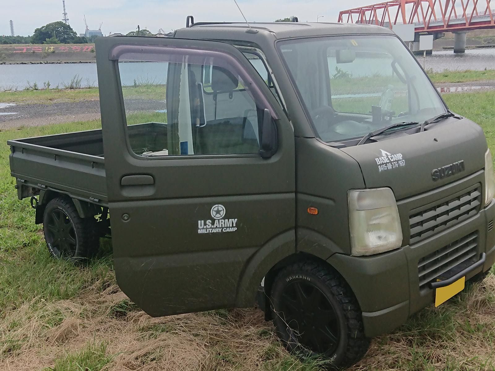 タカラ塗料　オリーブドラブ　未使用　4kg タカラ塗料 オリーブドラブ 未使用 4kg タカラ塗料 オリーブドラブ 未