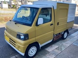 錆が酷かったミニキャブトラックパネルバンを可愛く塗り替えた事例(パンプキンスープ)
