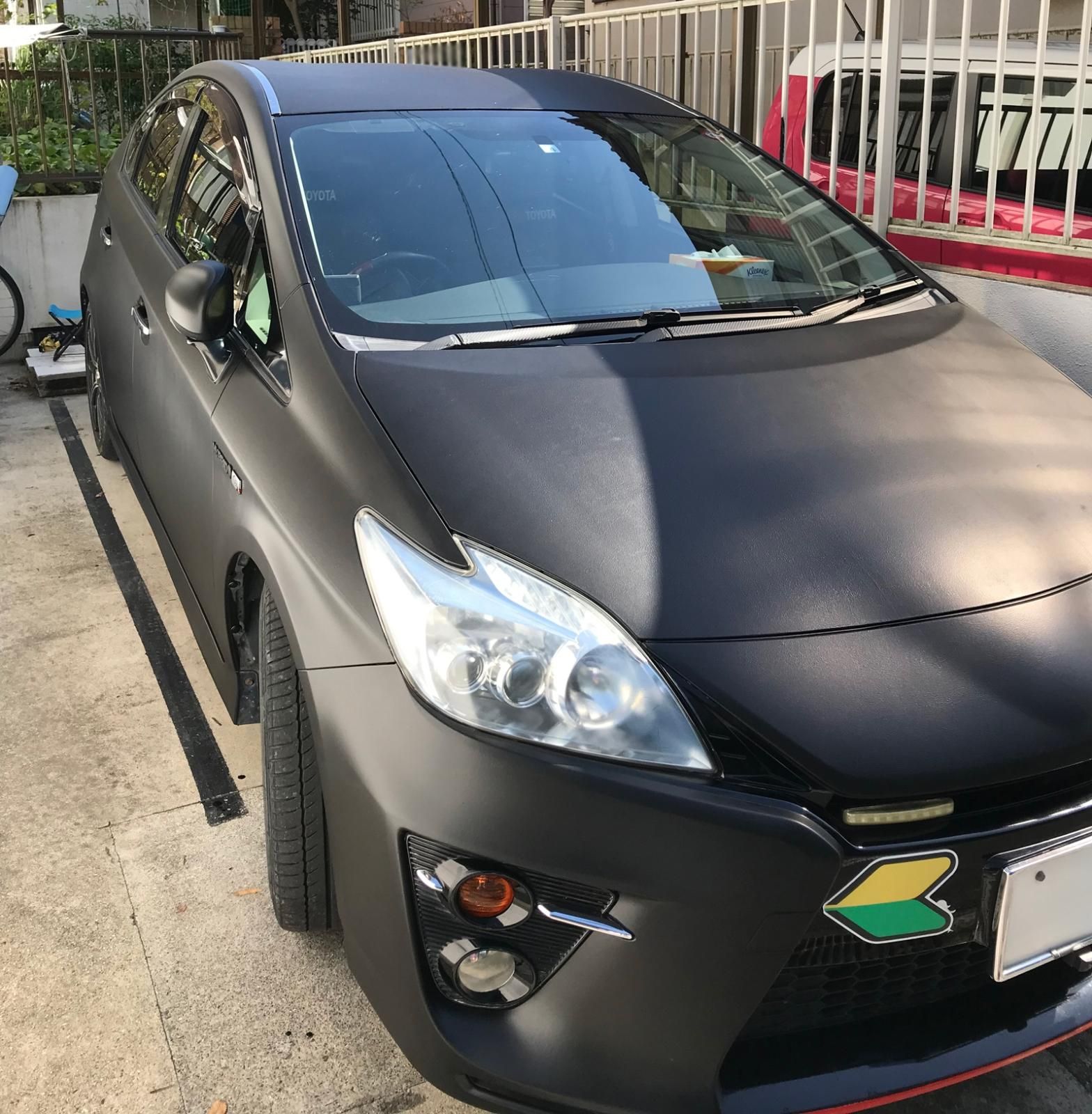 毎日乗るプリウス30を自分で塗り替えた事例(マットブラック) - 刷毛