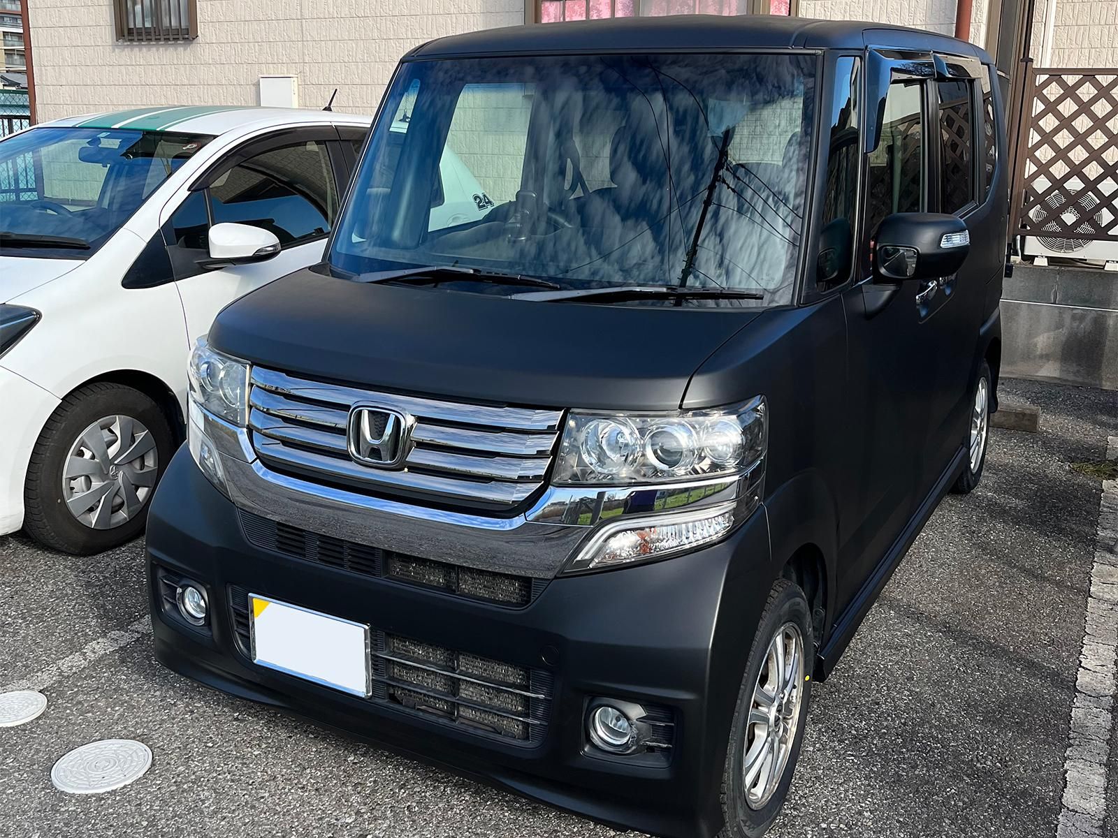 N-BOXを自分で塗り替えた事例(マットブラック) - 刷毛（ハケ