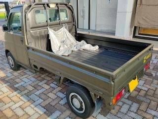 オリーブドラブ事例 - 刷毛（ハケ）・ローラーで車をDIYで全塗装