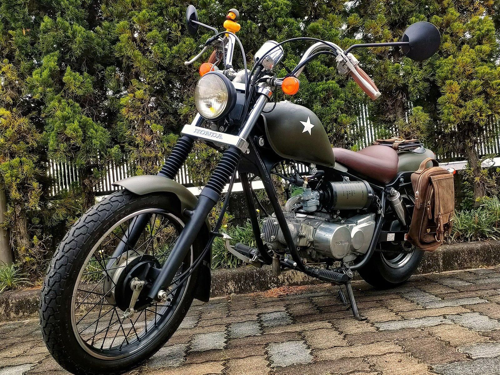HARLEY-DAVIDSON オリーブグリーンタンク、フェンダーセット