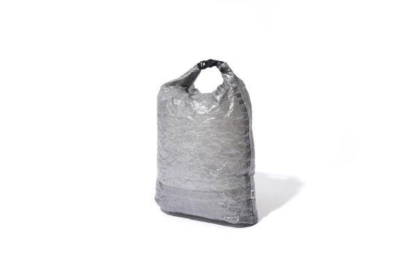 ROLL TOP STUFFSACK WITH DYNEEMA
