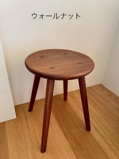 4本脚の丸スツール - 生活アート工房オンラインショップ