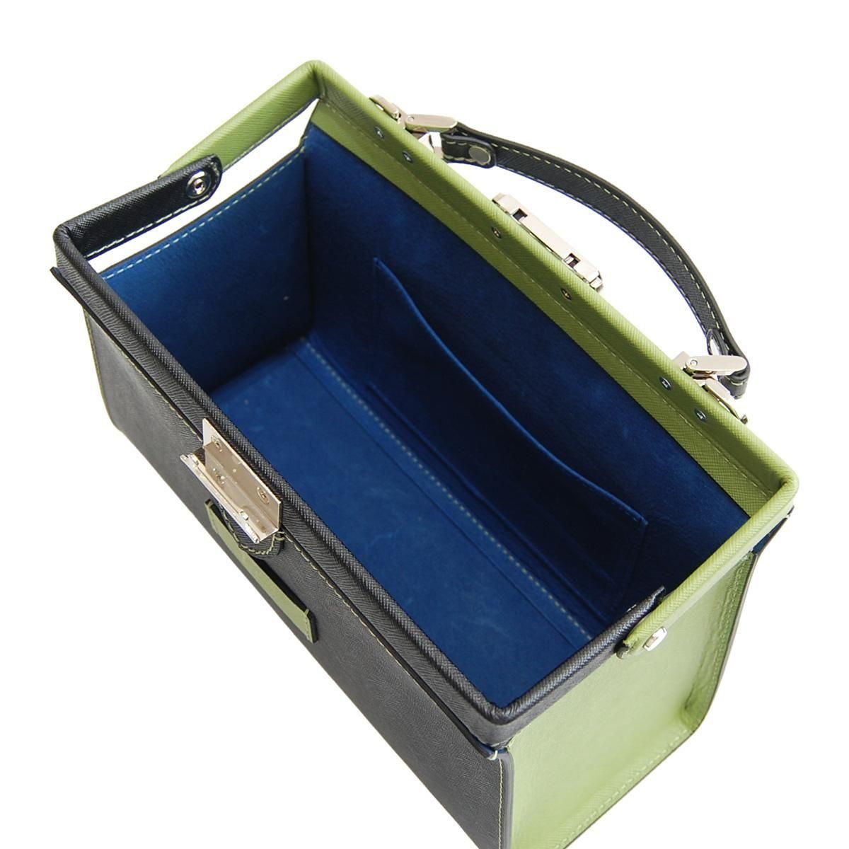 新品タグ付】POTER ショルダーバッグ フィネス 深緑