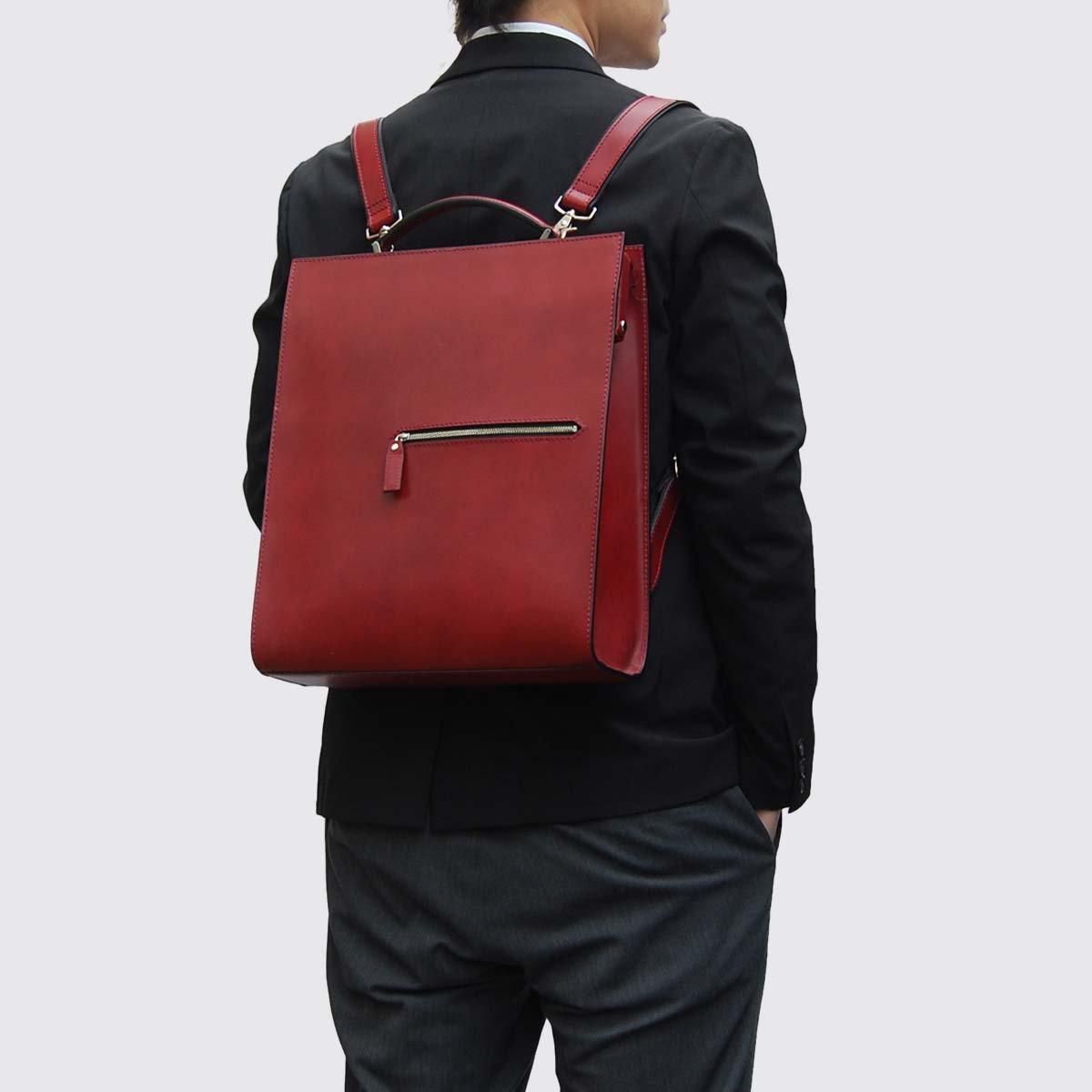 今の時代感を感じさせるデザインに ダレスバッグ特集