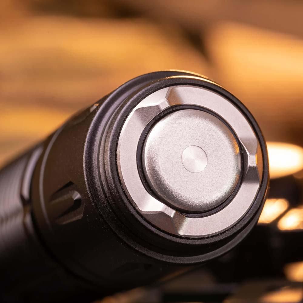 Olight WARRIOR 3S - ブッシュクラフト.jp｜180日製品保証の