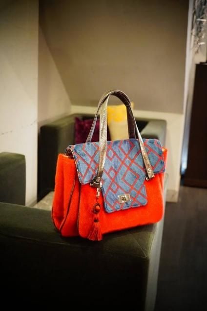 JOJO SWALLOW HandBag ネイビー/レッド