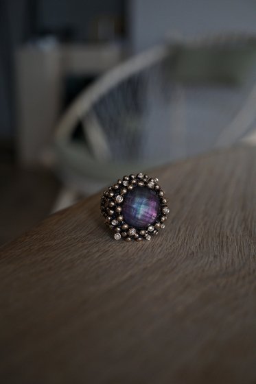 Daniela de Marchi(ダニエラデマルキ)Diamond Ring [AN909 Bronze Amesist/mother of pearl/Crystal】Freesize 