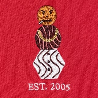 Embroidered Snackman Hoodie (Red)<img class='new_mark_img2' src='https://img.shop-pro.jp/img/new/icons20.gif' style='border:none;display:inline;margin:0px;padding:0px;width:auto;' />