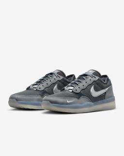 NIKESB PS8  (FV8493-002)