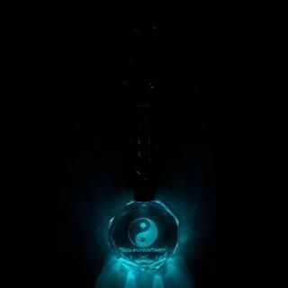LIGHT UP CRYSTAL KEYCHAIN