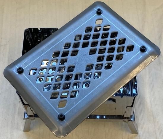 【オンライン限定商品】  SHO'S 3.2㎜厚！汎用網鉄板B6サイズ（酸洗鉄板製） - 工場直売の 温室・飼育ケース
