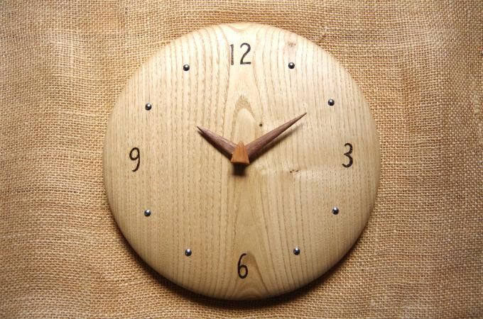 栗の木のまる時計 - 木のモノ雑貨店