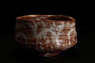 ߷ŵ ֻ  [ Aka-Shino Chawan  by katsunori SAWA]