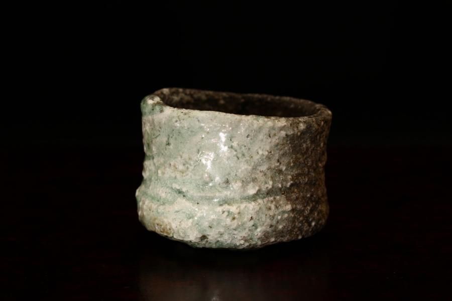 杉本祐 信楽ぐい呑 [ Shigaraki Guinomi by Yu Sugimoto ] - 八丁堀 や