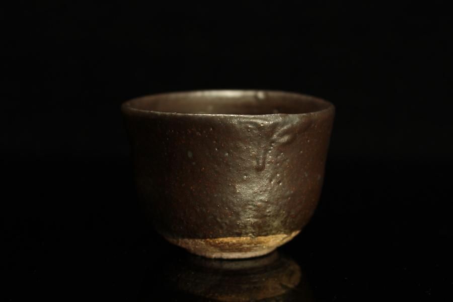 杉本玄覚貞光　黒ぐい呑み 黒信楽ぐい呑み 杉本 玄覚 貞光 | ぐい呑み選 by 篤丸