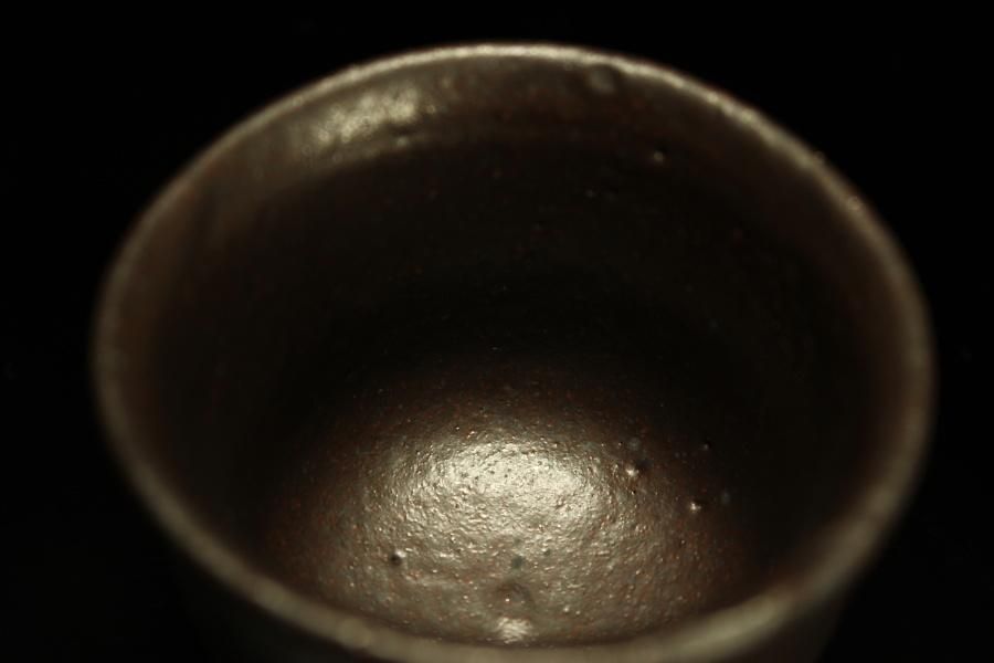 杉本玄覚貞光　黒ぐい呑み 黒信楽ぐい呑み 杉本 玄覚 貞光 | ぐい呑み選 by 篤丸