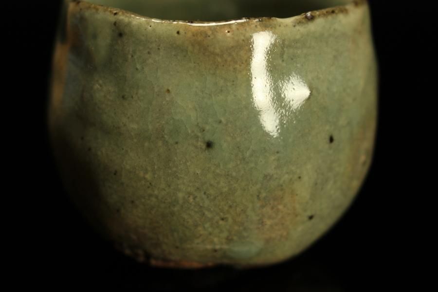 杉本玄覚貞光 粉青ぐい呑(遊化) [ Funsei Guinomi(Yuge) by Sugimoto