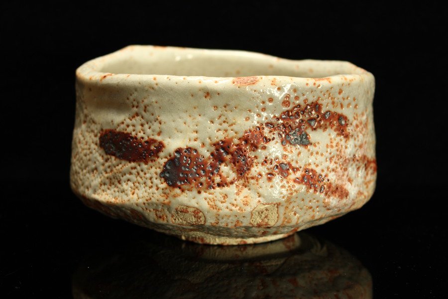 山口真人 志野茶碗 [ Shino Chawan by Makoto Yamaguchi ] - 八丁堀 やきものギャラリー とべとべくさ  -hatchobori Japanese pottery gallery TOBETOBEKUSA-