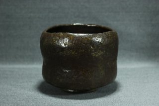 柳下季器 カセ黒茶碗 [ Kase-guro Chawan by  Hideki Yanashita]