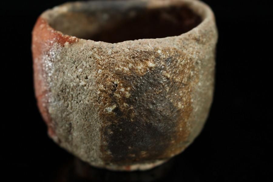 松本伴宏　信楽ぐい呑　箱付き　未使用 松本伴宏 信楽ぐい呑 [ Shigaraki Guinomi by Tomohiro Matsumoto