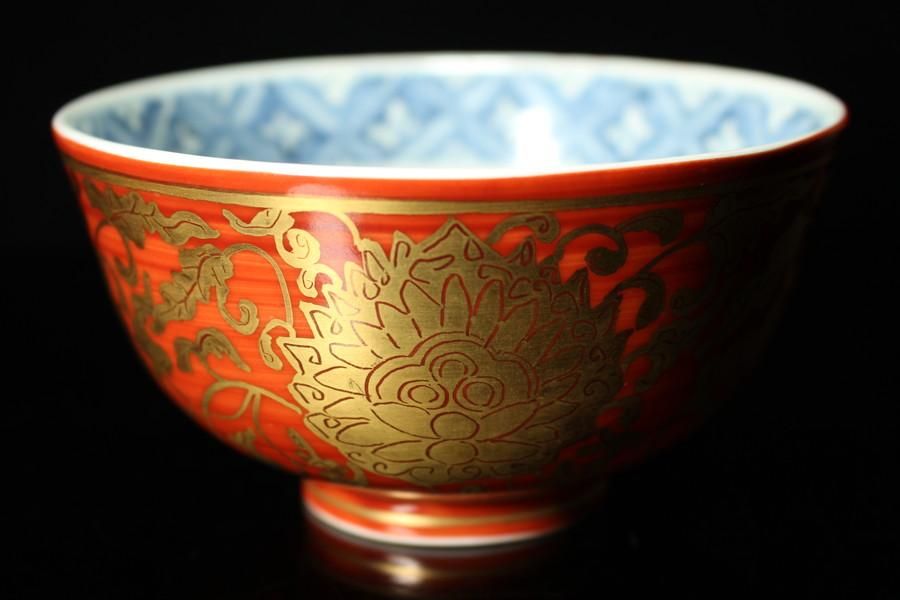 茶碗、布目赤地金襴手、花兎紋、華山作、ほそ番 中條正康 赤地金襴手碗 [ Akaji Kinrande Wan by Masayasu Chujo