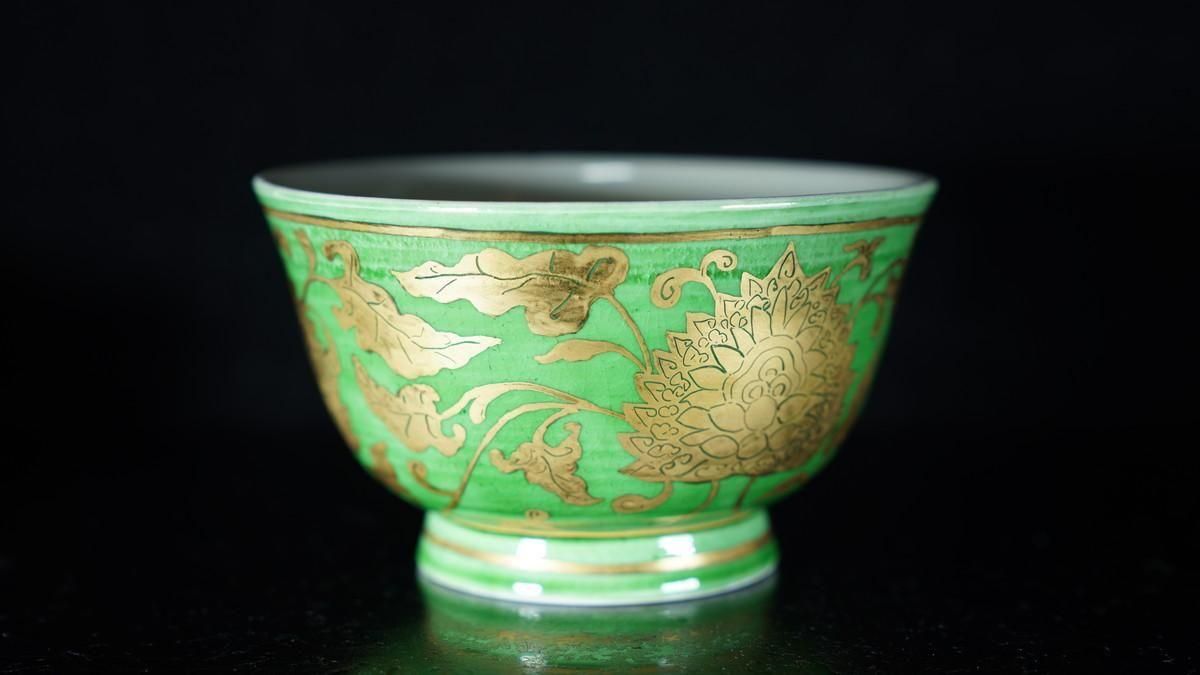 中條正康 萌黄金襴手汲出碗 [Moegi Kinrande Kumidashiwan by