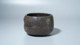 <img class='new_mark_img1' src='https://img.shop-pro.jp/img/new/icons8.gif' style='border:none;display:inline;margin:0px;padding:0px;width:auto;' /> ƹ [Imayaki Kuro Guinomi by Hideki Yanashita ]